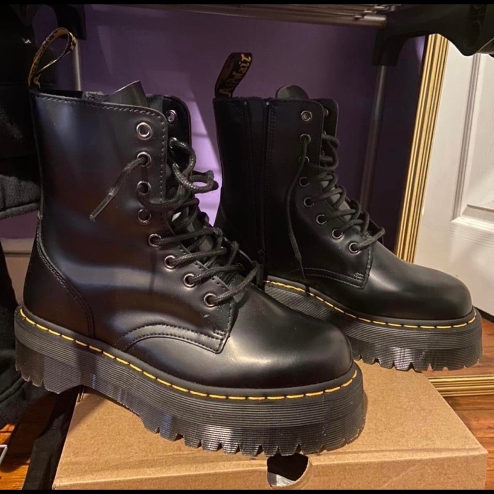 Platform Doc Martens